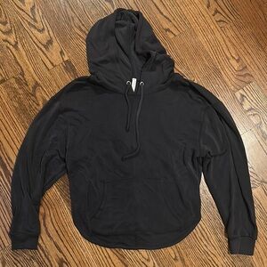 Free People FP Movement light weight hooded top. Size medium